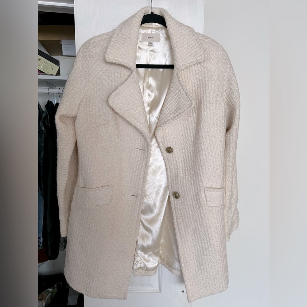 merona beautiful bran new cream color coat